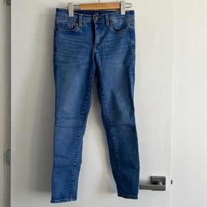 Gap denim Light wash ankle length skinny jeans size 27P petite